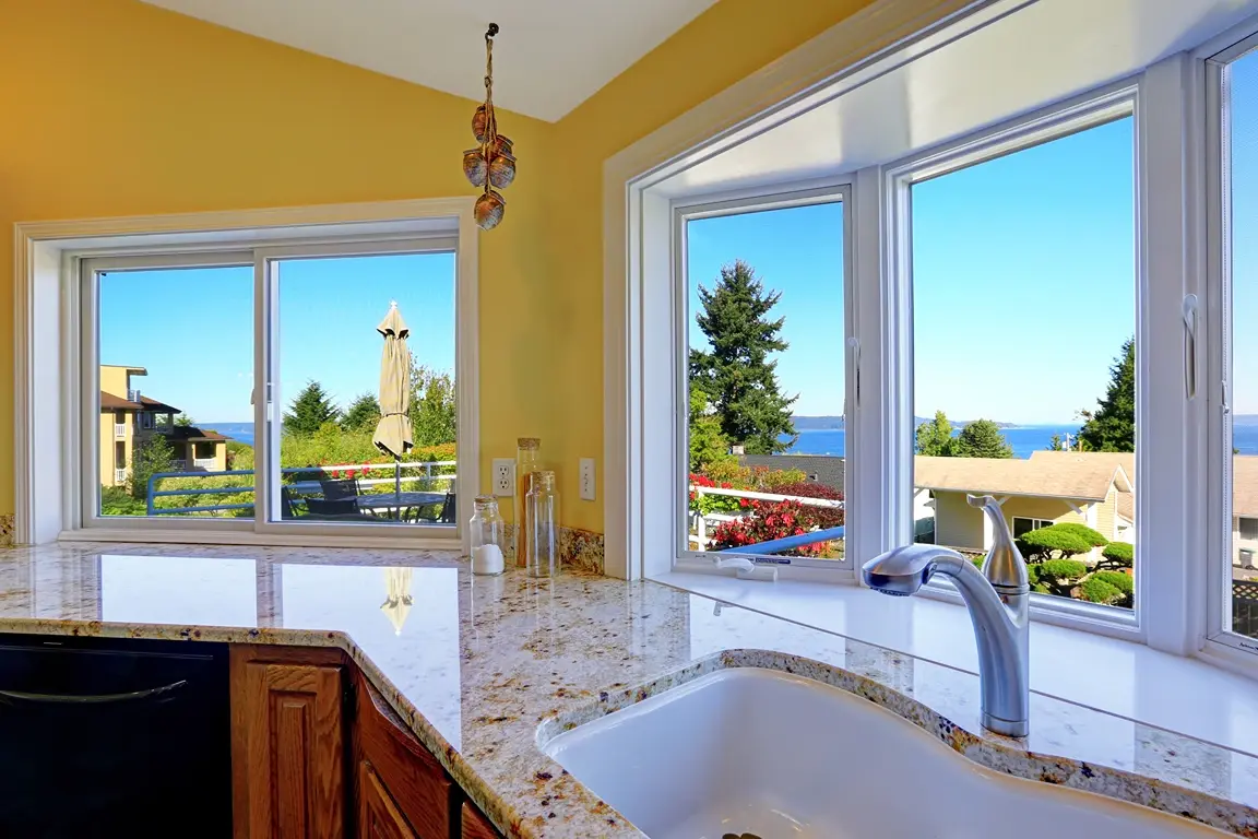 Bay vs Bow Windows: What's the Difference?