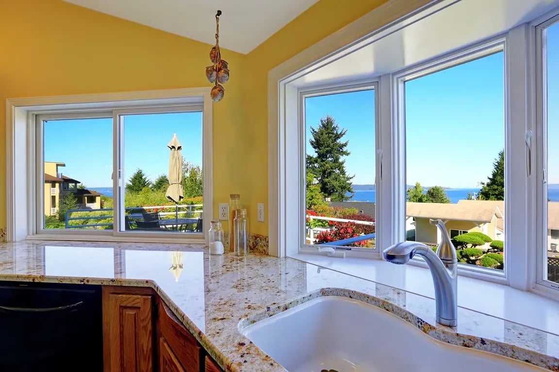 bay-window-kitchen