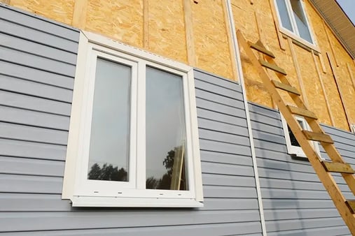 grey-vinyl-siding-installation